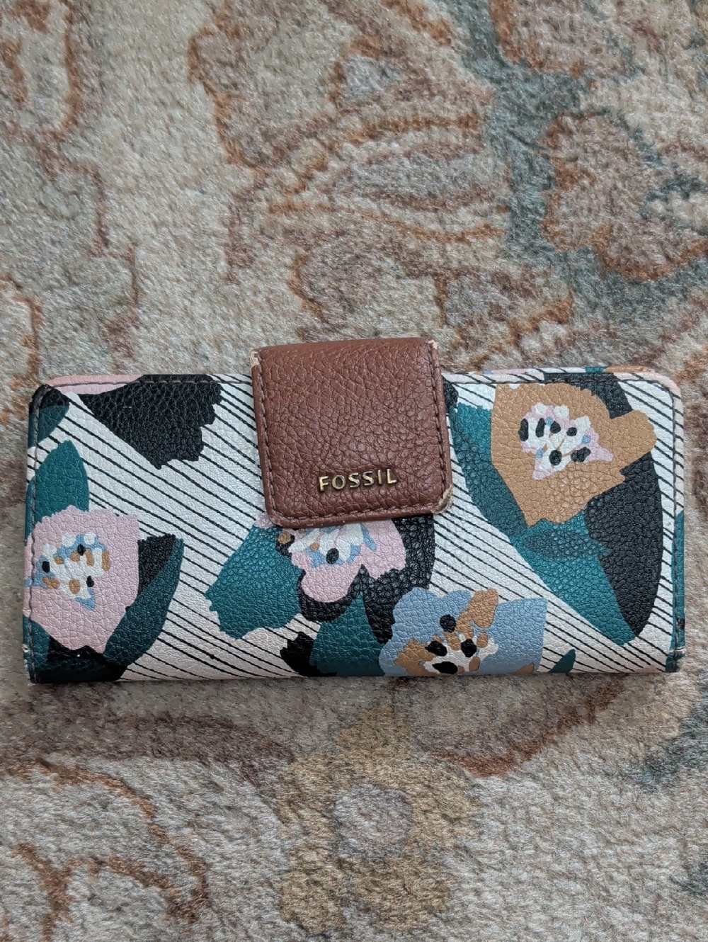 Fossil Floral Leather Snap Wallet in Multi-Color